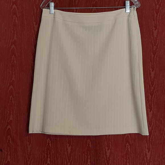 TRACY EVANS 2 PIECE PEACH COLORED WOMEN'S SKIRT SET SIZE 7 - Picture 2 of 7